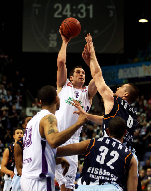 携手共进 携手共进